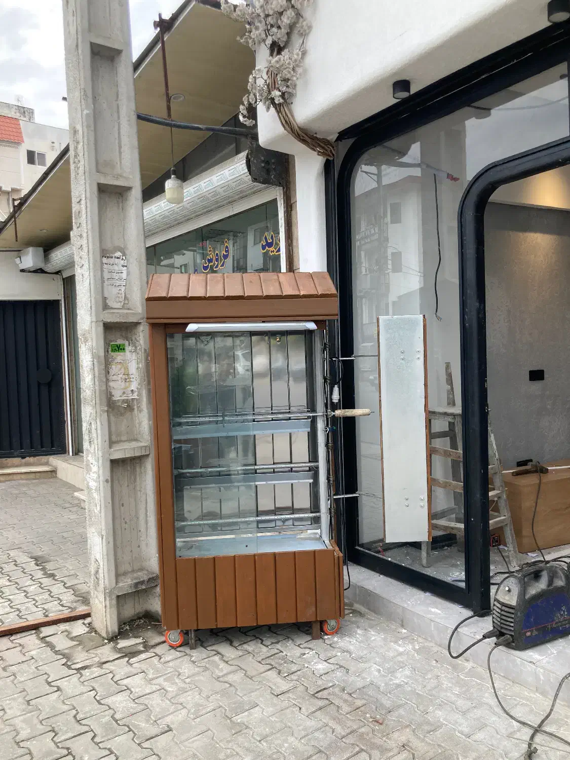 دستگاه پاچینی شیش سیخ|کافیشاپ و رستوران|نوشهر, |دیوار