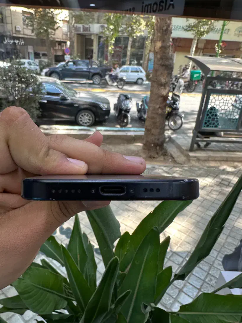 آیفون ۱۵ نرمال ۱۲۸ گیگ با ریجستر|موبایل|اصفهان, چرخاب|دیوار