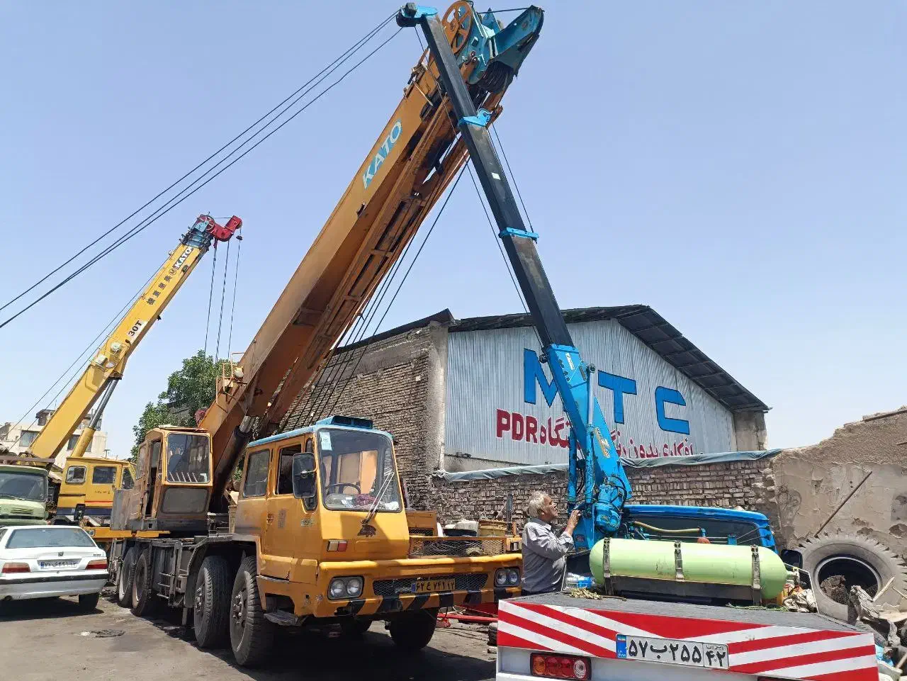 جرثقیل نیسان اقتصادی|خدمات حمل و نقل|مشهد, امام خمینی|دیوار