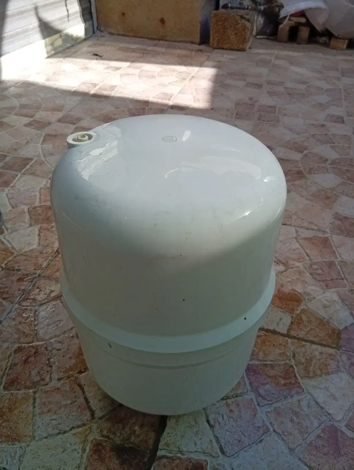 مخزن تصفیه آب|آب‌سردکن و تصفیه آب|امیدیه, |دیوار