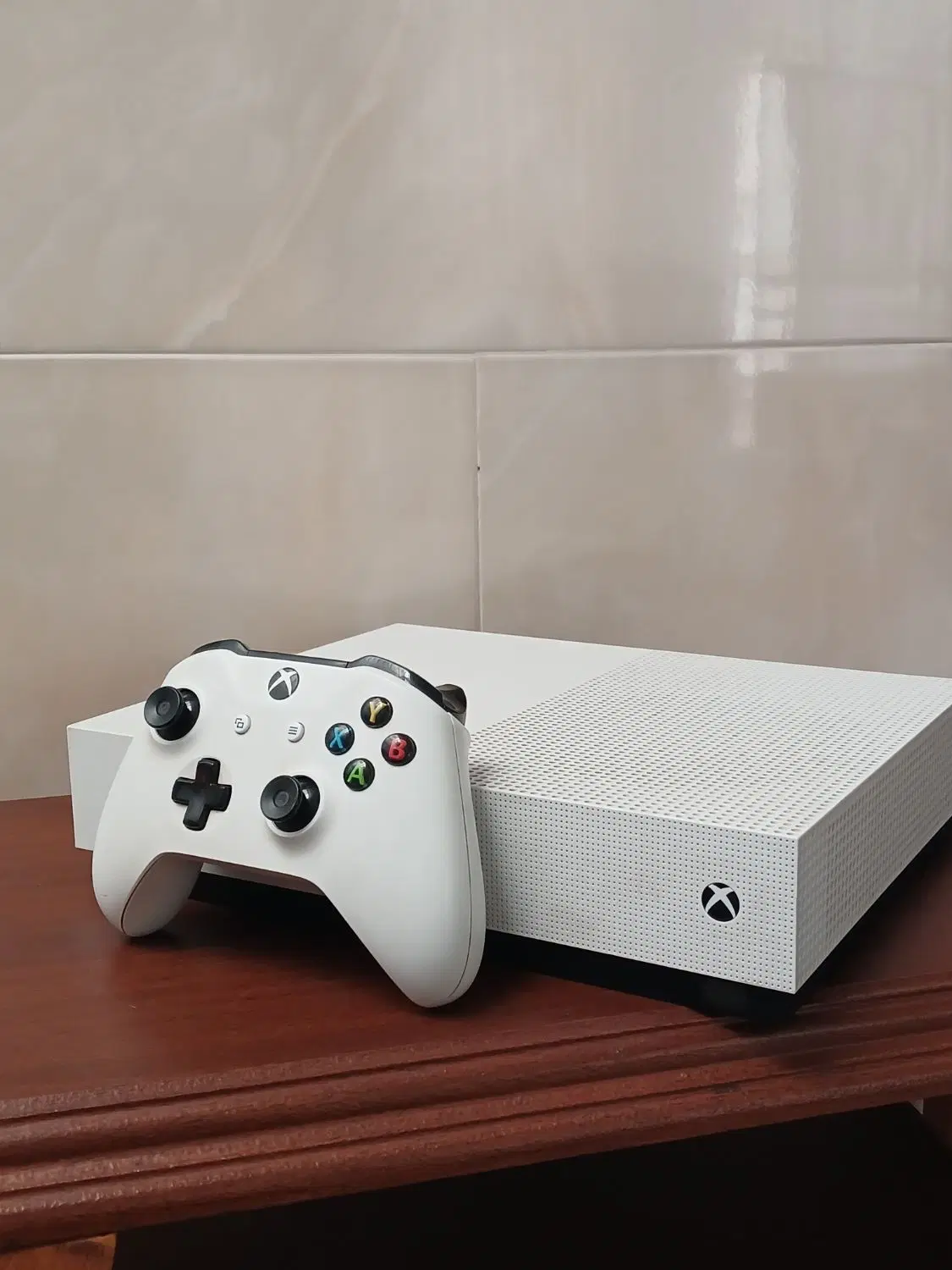 Xbox one s 1T|کنسول، بازی ویدئویی و آنلاین|نظرآباد, نظرآباد|دیوار