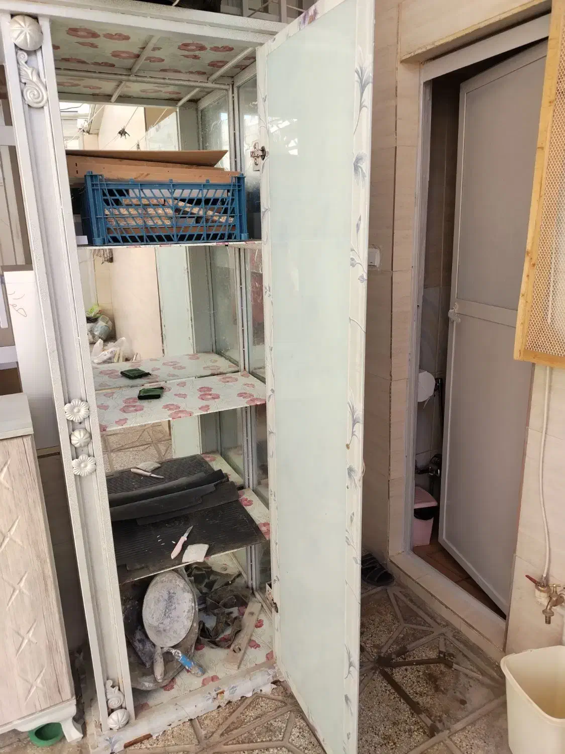 گنجه لوازم برقی|بوفه، ویترین، کنسول|نیشابور, گنبد سبز|دیوار