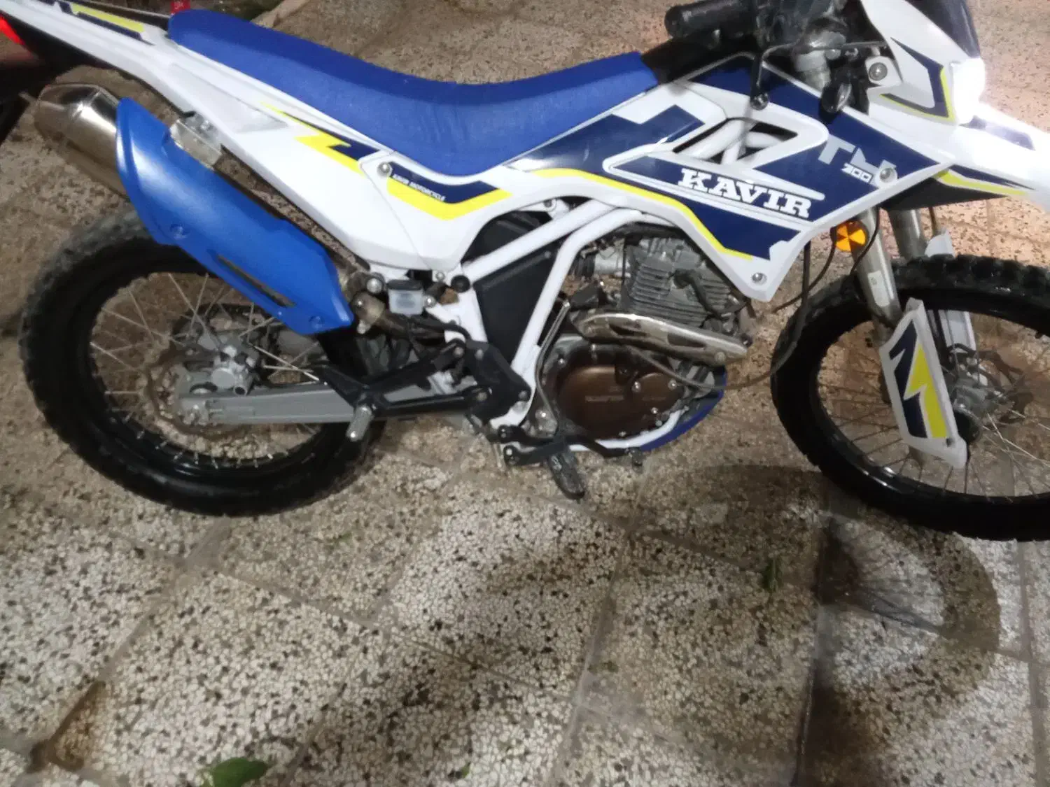 موتور تریل فروش فوری|موتورسیکلت|گنبد کاووس, |دیوار