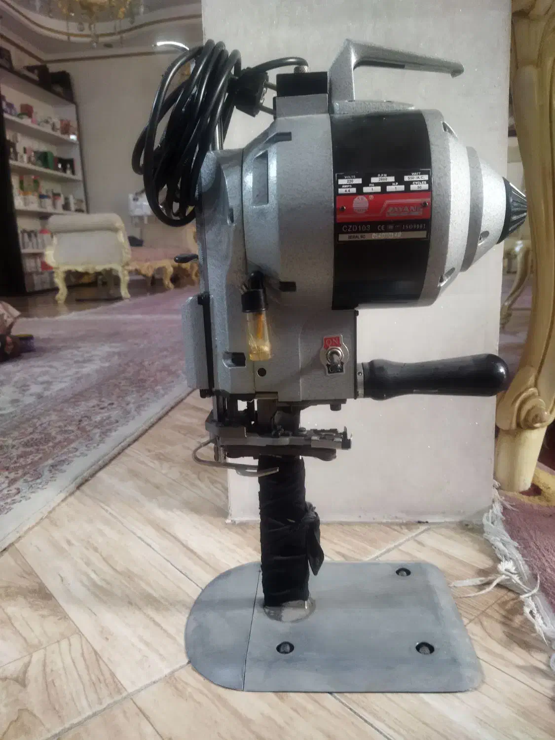 قیچی برقی شماره ۸|لوازم خیاطی و بافتنی|تهران, افسریه شمالی|دیوار