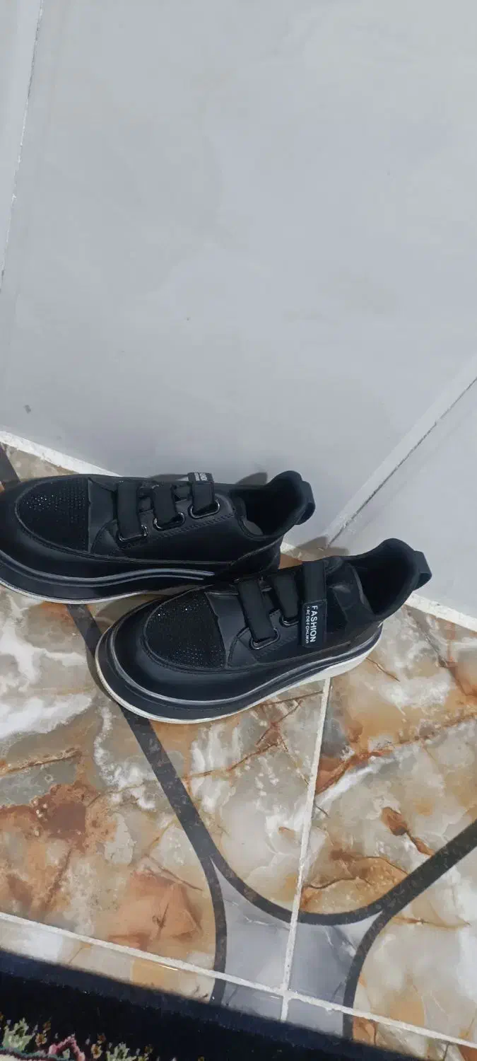 کفش، چکمه و دمپایی دخترانه|کیف، کفش، کمربند|سبزوار, شرق کال شمالی|دیوار