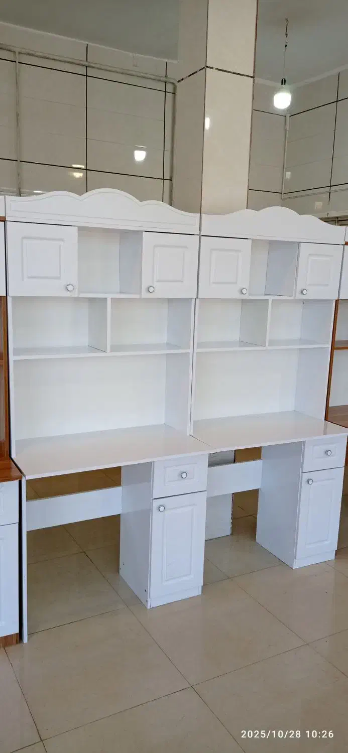 تولید انواع میز تحریر انواع مصنوعات چوبی با چک 555|میز تحریر و کامپیوتر|زنجان, |دیوار