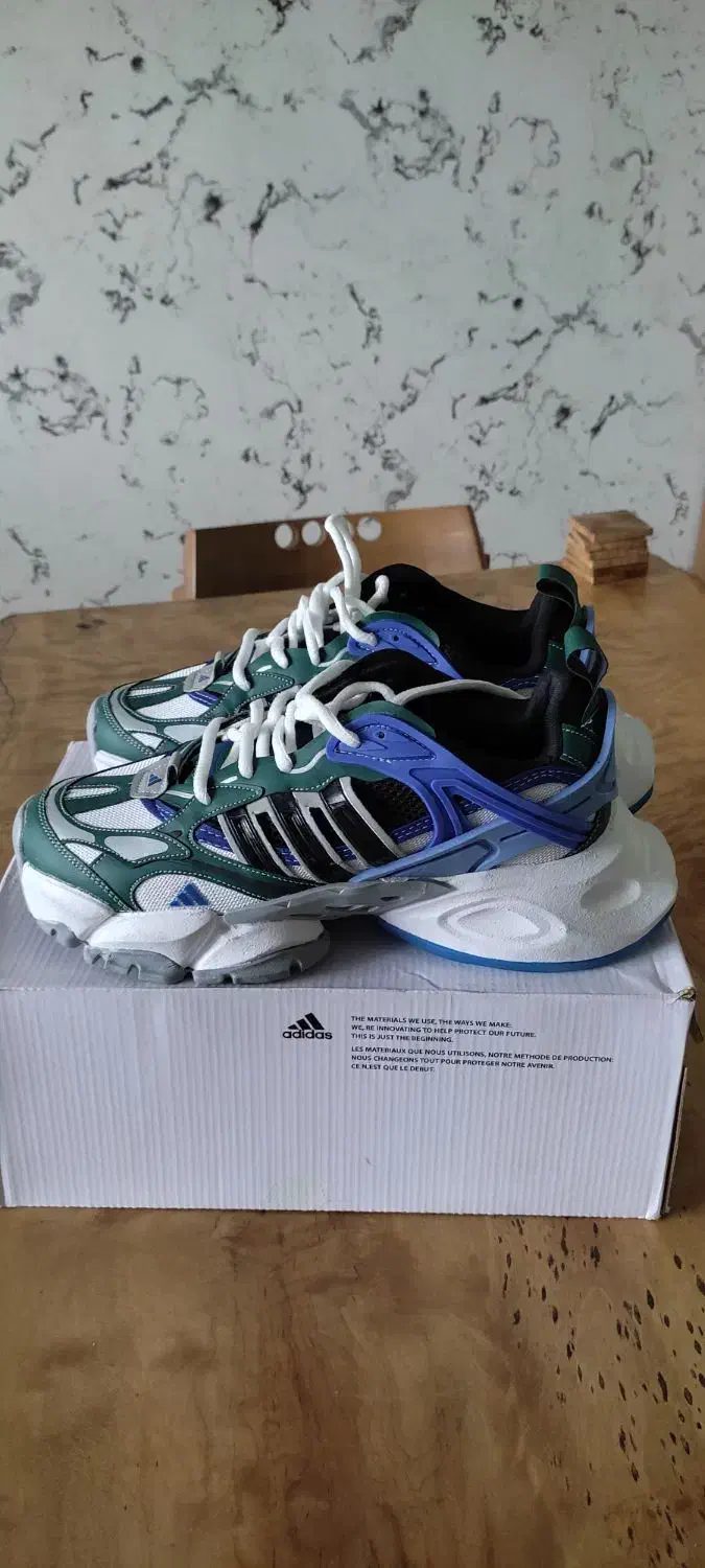 کتونی آدیداس|کیف، کفش، کمربند|تهران, مینای شمالی (مخبر)|دیوار