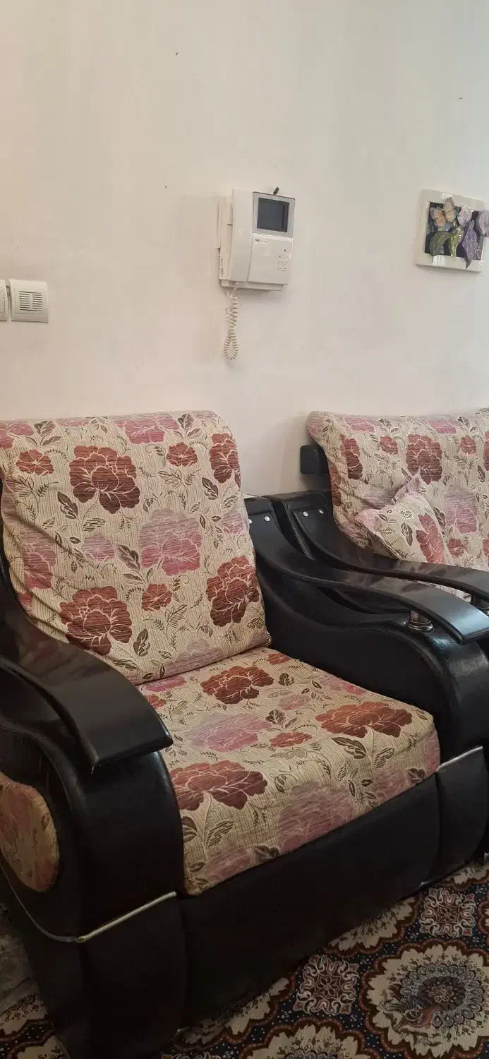 مبل راحتی و میز جلو مبلی|مبلمان خانگی و میز عسلی|خسروشاه, |دیوار
