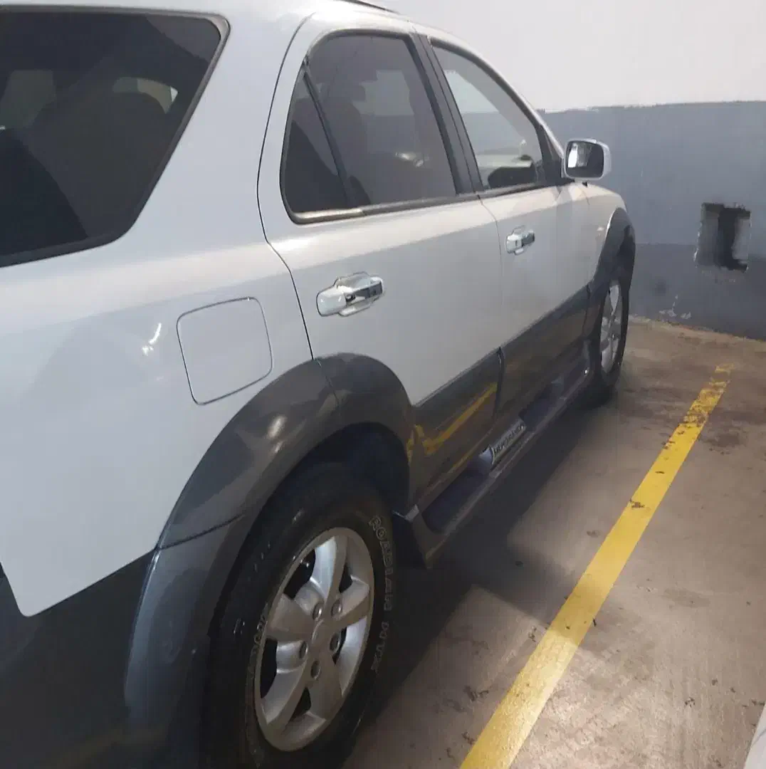 سورنتو ۲۰۰۸|خودرو سواری و وانت|تهران, شهرک چیتگر|دیوار