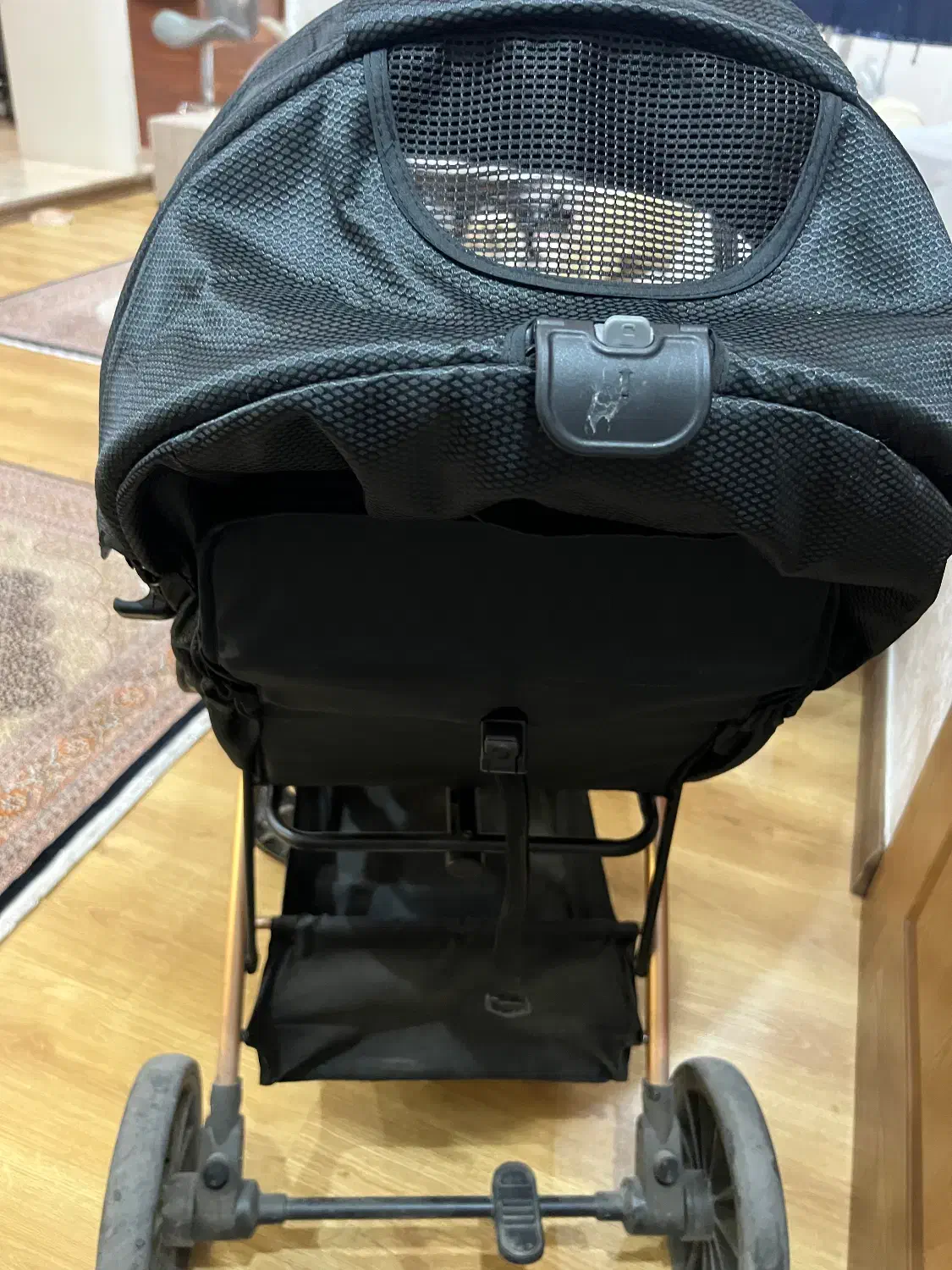 کالسکه بچه|کالسکه و لوازم جانبی|تهران, نیروی هوایی (پیروزی)|دیوار