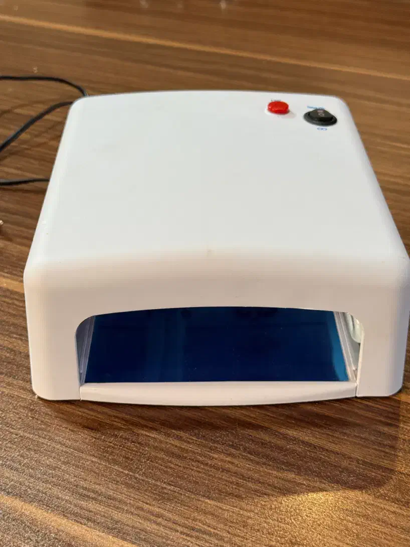 دستگاه یووی ناخن|آرایشی، بهداشتی، درمانی|رشت, استقامت ۱|دیوار