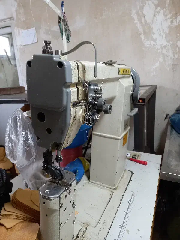 چرخ دوسوزنه|ماشین‌آلات صنعتی|باسمنج, |دیوار