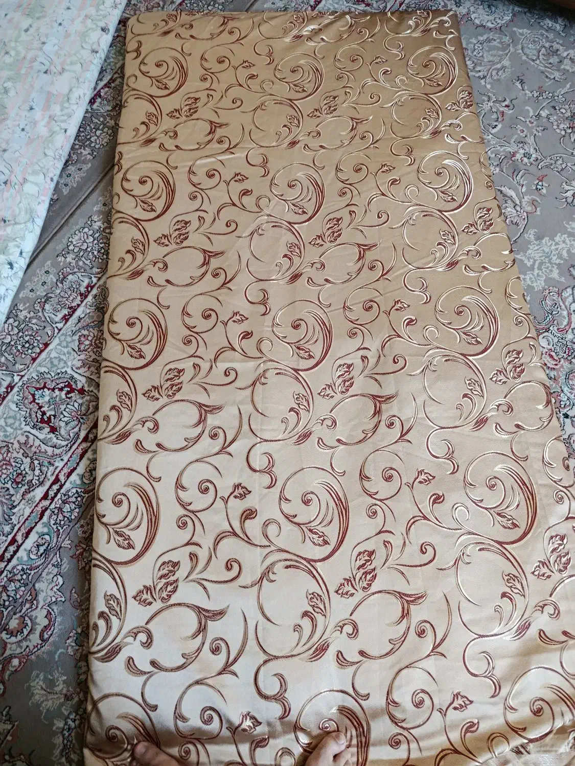 تشک و پرده|رختخواب، بالش، پتو|فولادشهر, مسکن مهر فولادشهر|دیوار