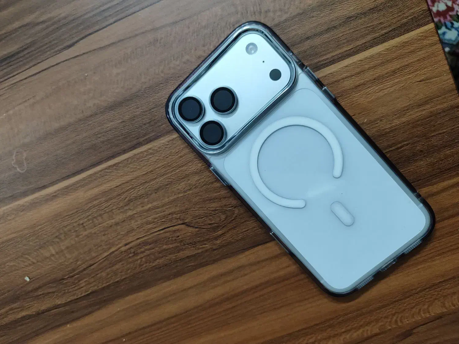 آیفون 17 پرومکس یه روز کار کرده|موبایل|رفسنجان, |دیوار