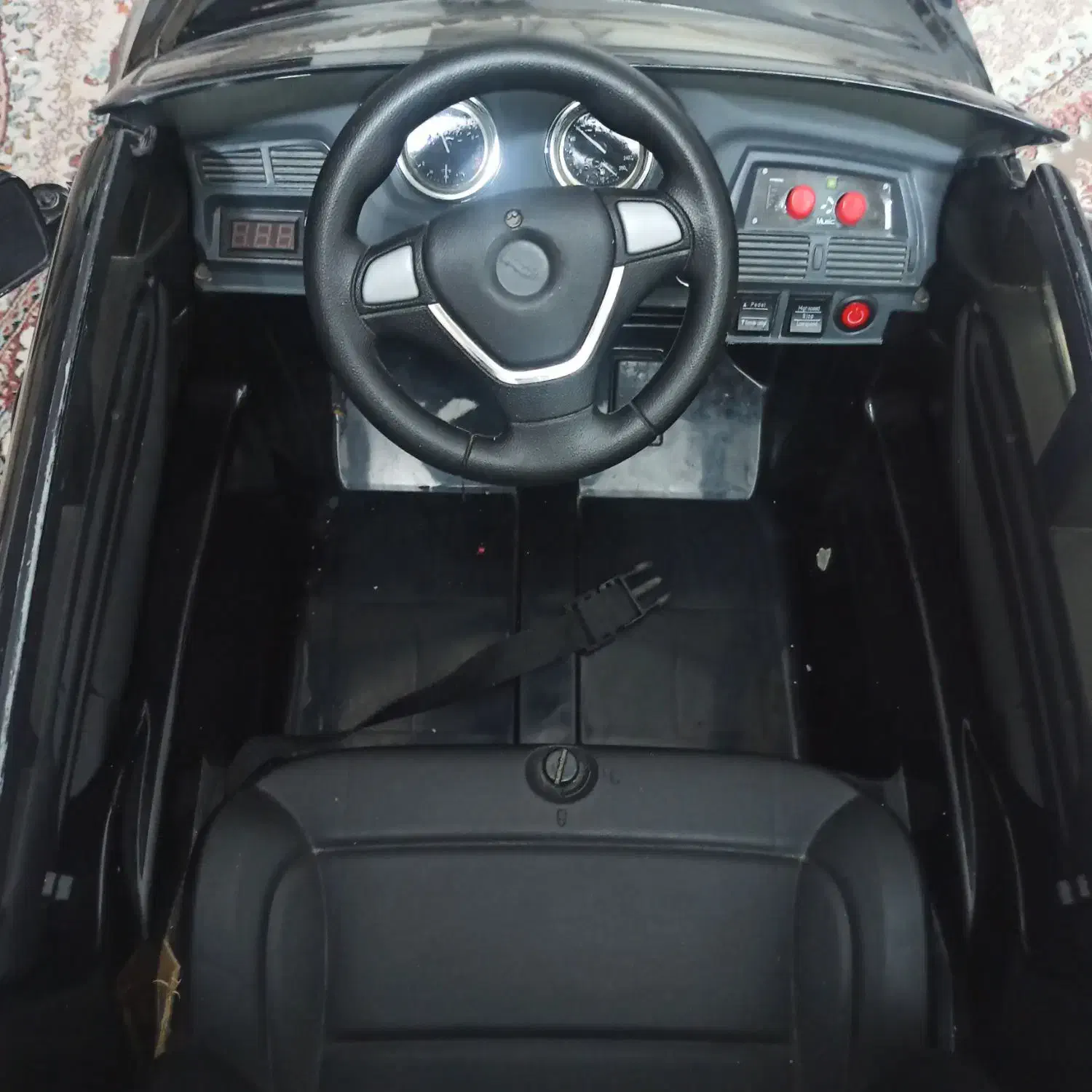 ماشین شارژی|اسباب‌بازی بچه|مشهد, سرافرازان|دیوار