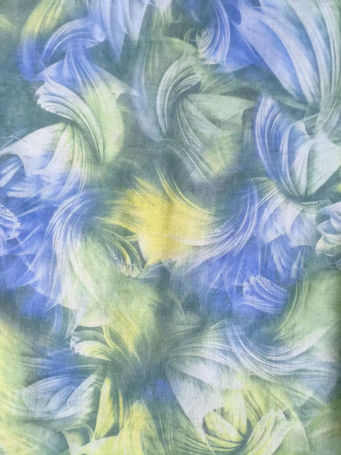 شال|لباس|اصفهان, شاهد|دیوار