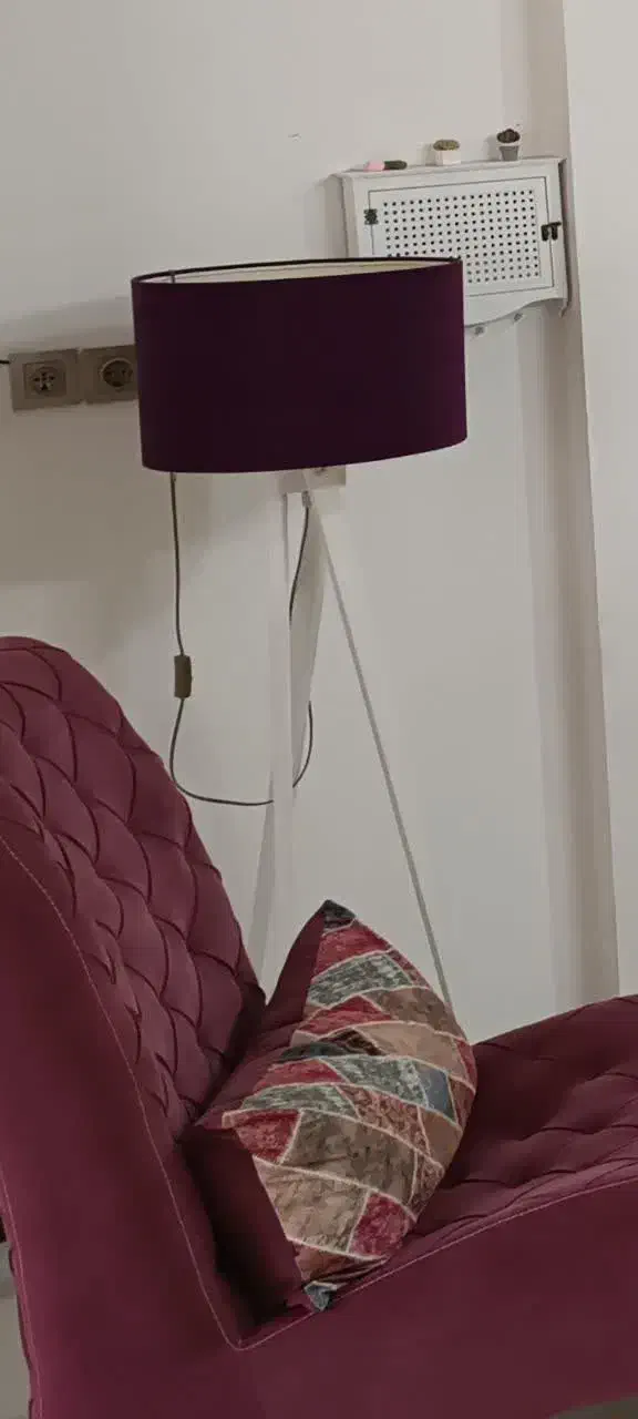 آباژور ایستاده|چراغ خواب و آباژور|بروجرد, |دیوار