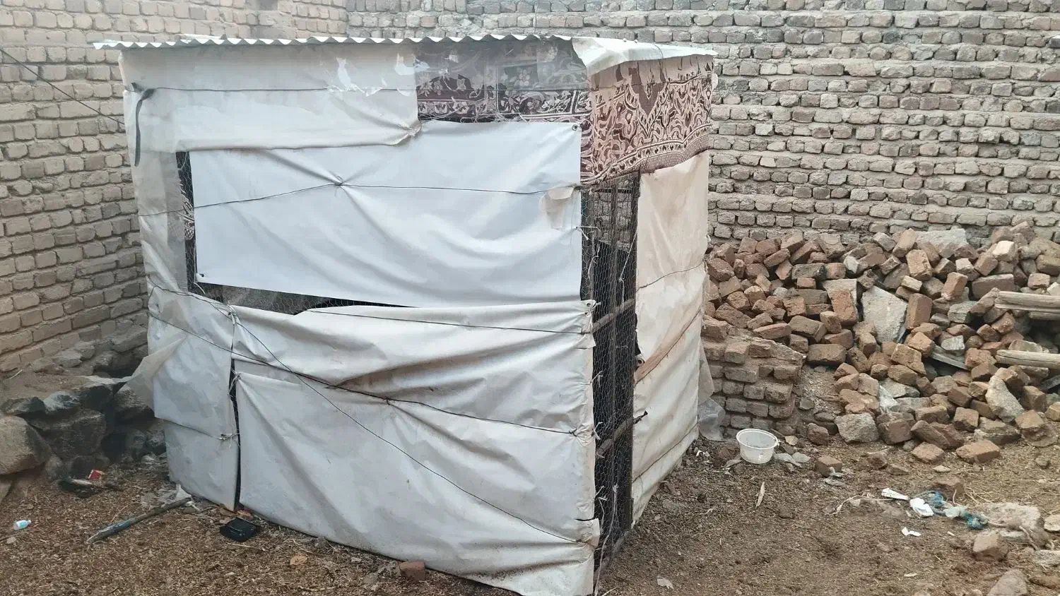 لانه توری بزرگ و محکم|لوازم جانبی حیوانات|بروجرد, |دیوار