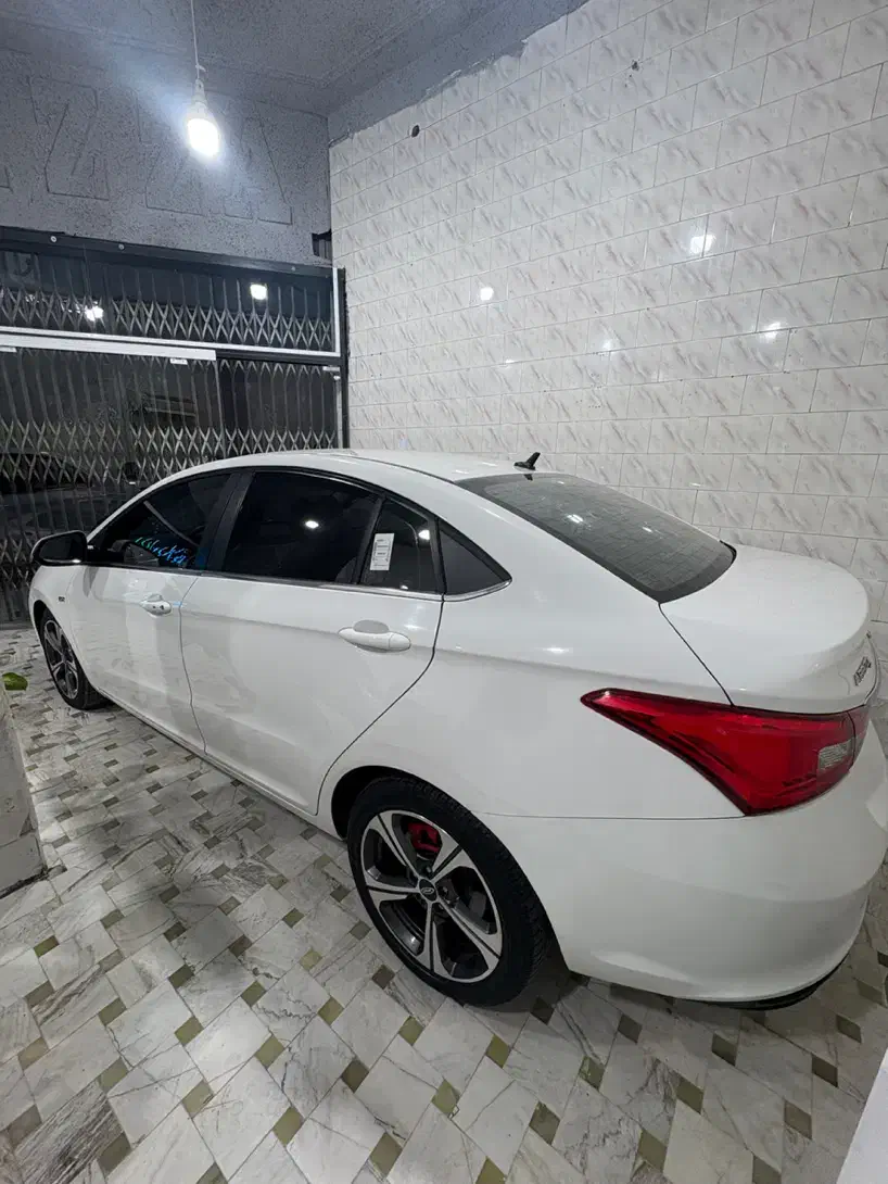 اریزو 5 مدل ۴۰۱ به رویت|خودرو سواری و وانت|قم, آزادگان|دیوار