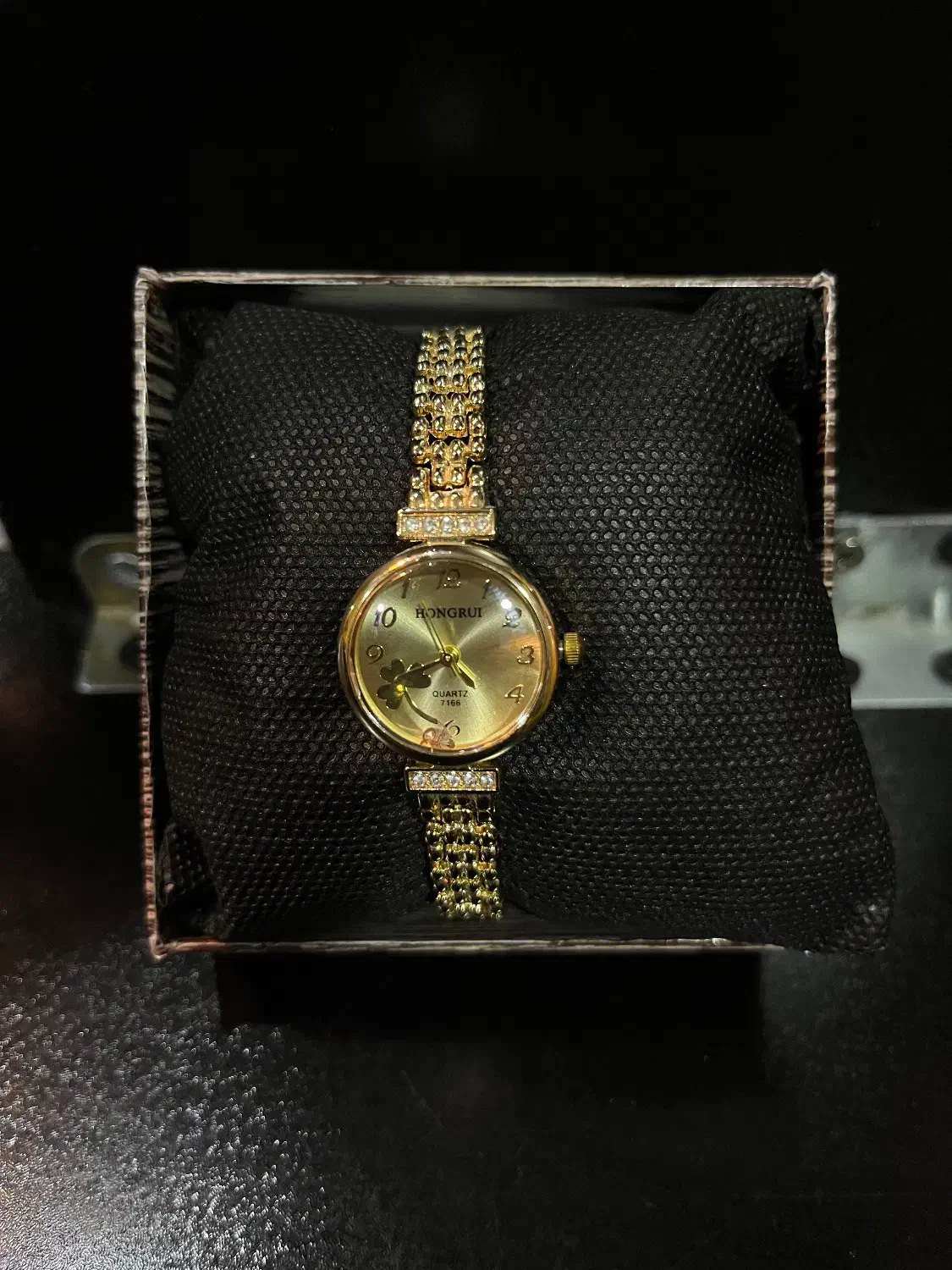 ساعت|ساعت|قم, دورشهر|دیوار