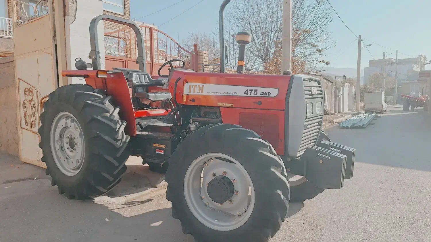 تراکتور ۴۷۵ جفت ۹۹ درحد خشک|خودرو سنگین|اسلامآباد غرب, |دیوار
