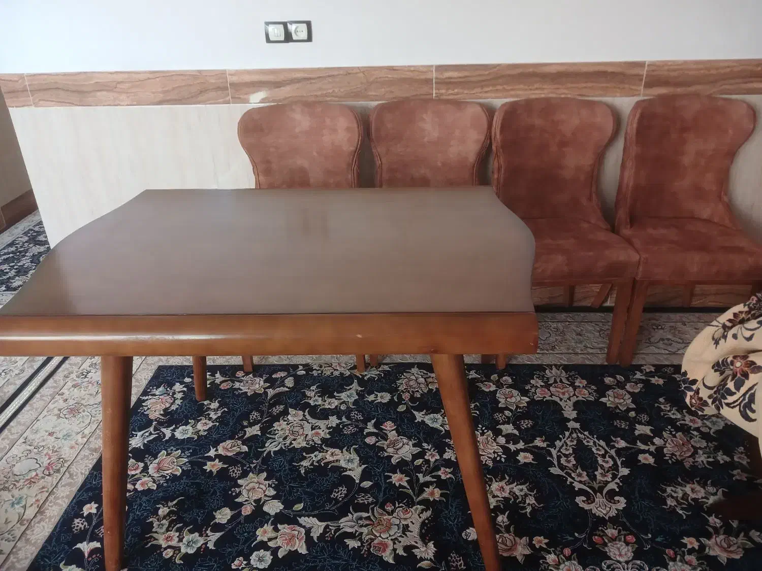 میز ناهار خوری ۴ نفره|میز و صندلی غذاخوری|کنگاور, |دیوار