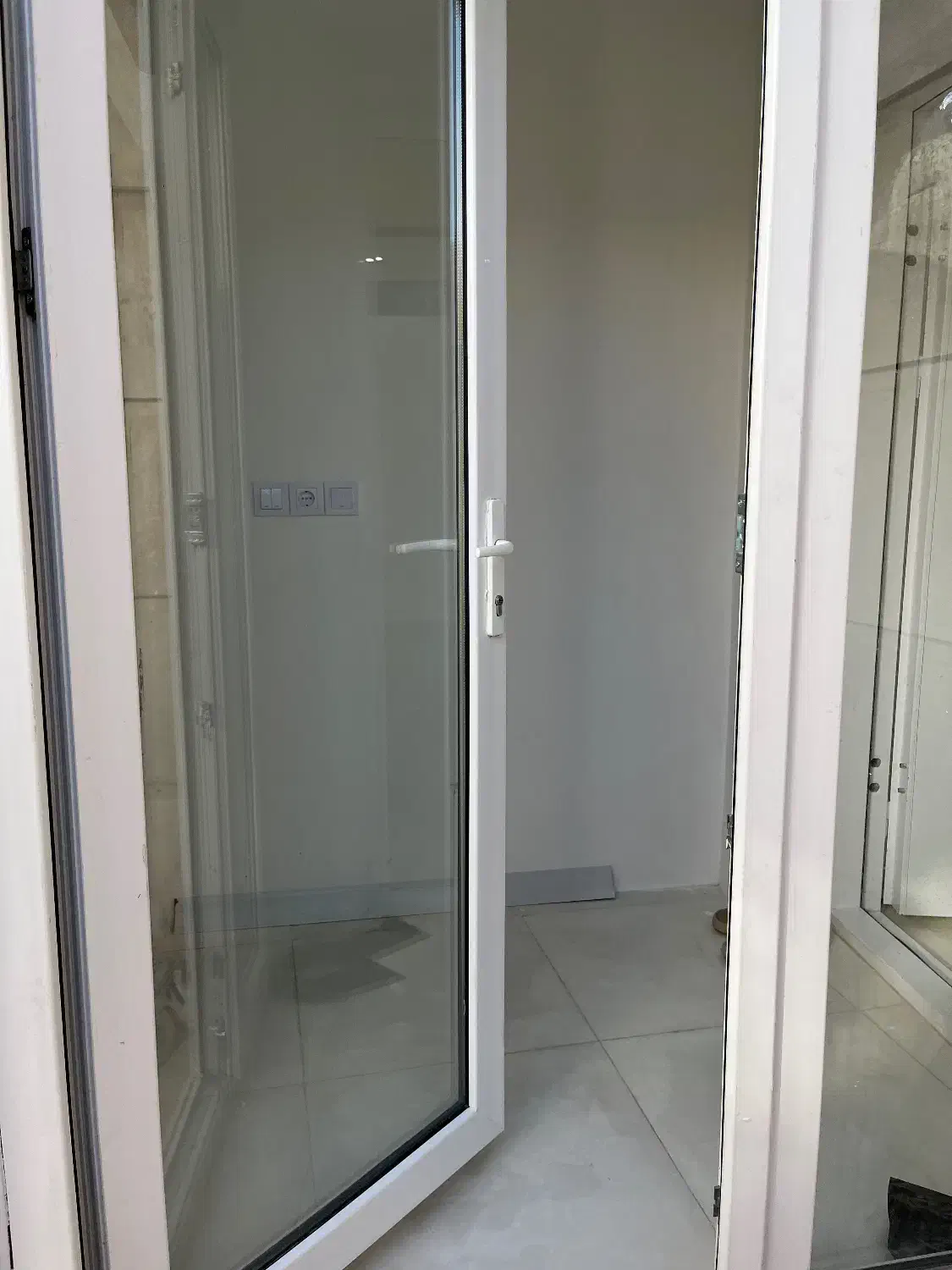 پرستار خانم ۲۴ساعته (مقیم)|استخدام درمانی، زیبایی، بهداشتی|تربت جام, شاد|دیوار