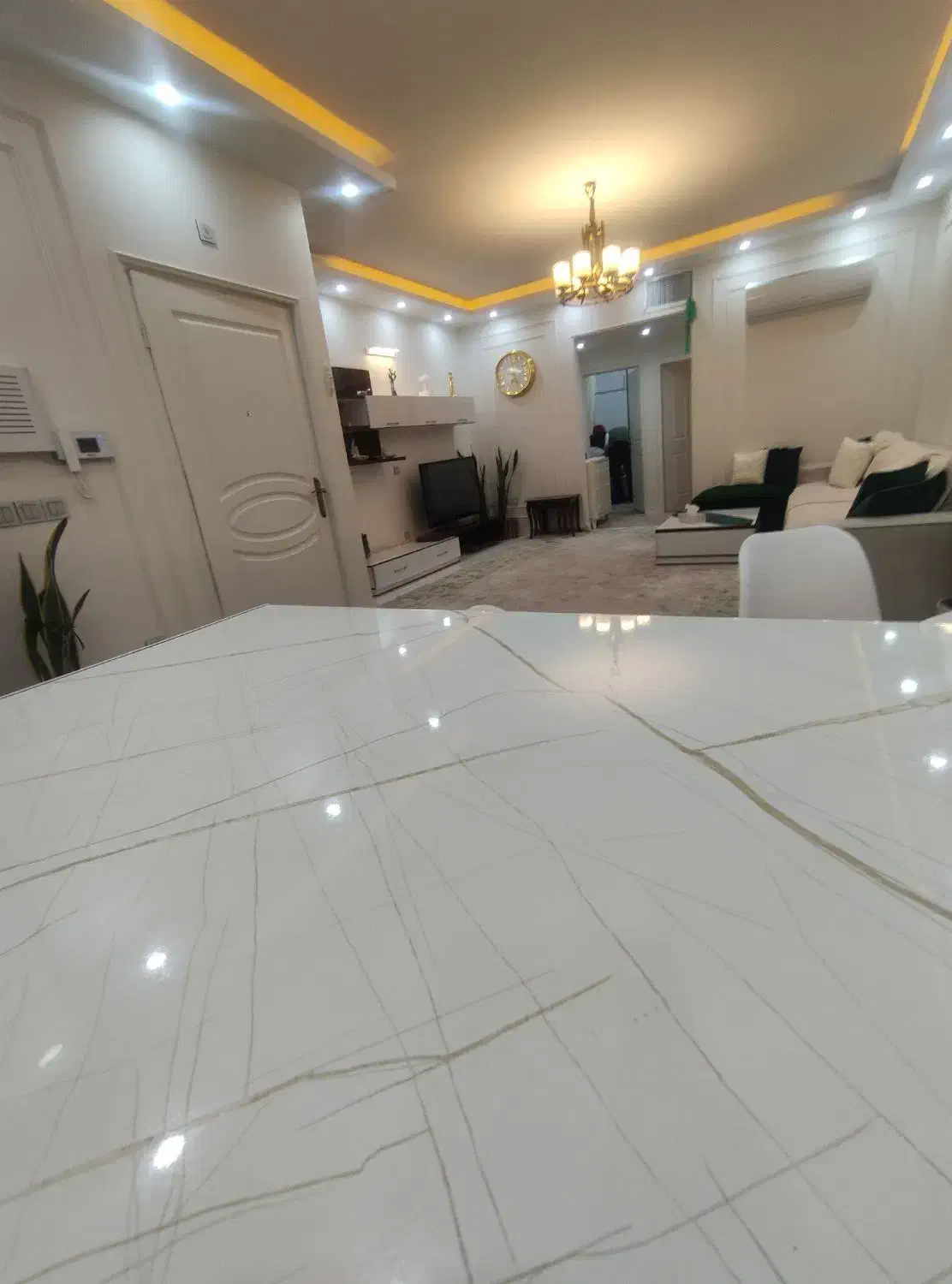 75 متری ، دو خواب ، فول بازسازی شده ، طلاییه|فروش آپارتمان|قرچک, شهرک طلائیه|دیوار