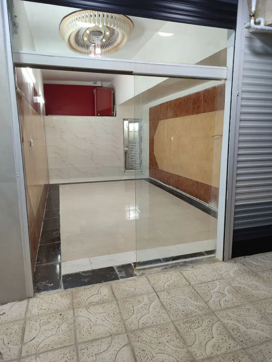 مغازه|اجارهٔ مغازه و غرفه|بروجرد, |دیوار