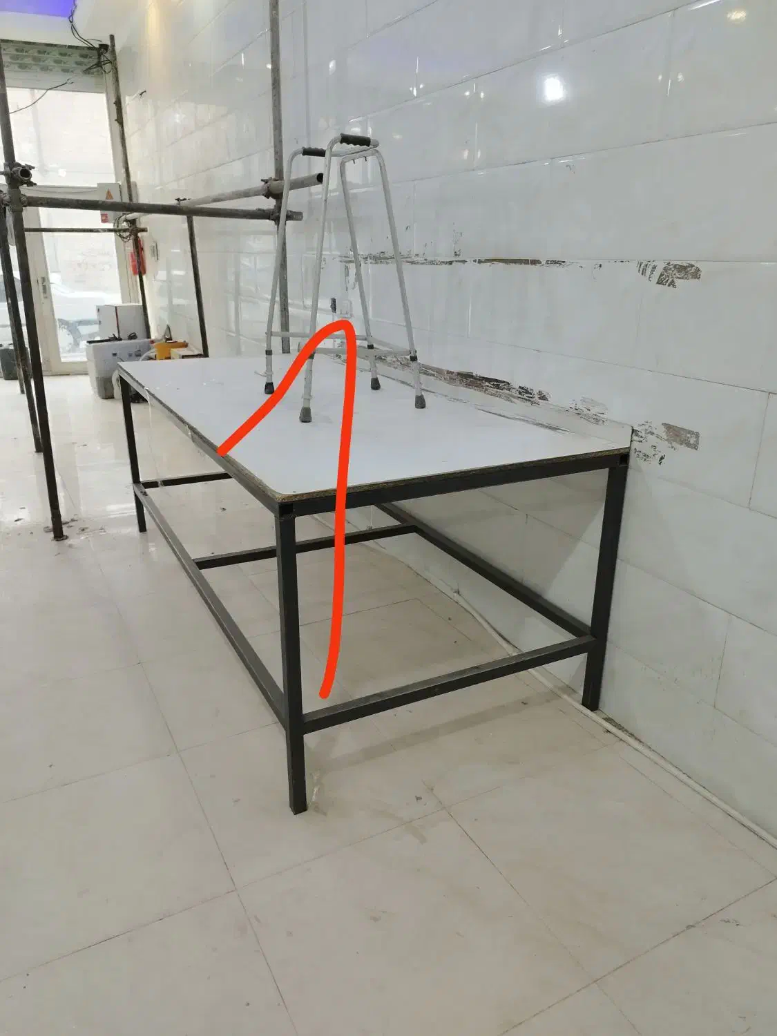 تعدادی میز کار با قوطی 6و 4 با صفحه mdf|فروشگاه و مغازه|پاکدشت, حصار امیر|دیوار