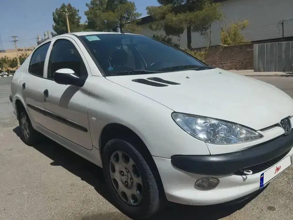 پژو 206 SD V8، مدل ۱۳۹۷ تمام فابریک سالم و خانگی|خودرو سواری و وانت|شیراز, رکن‌آباد|دیوار