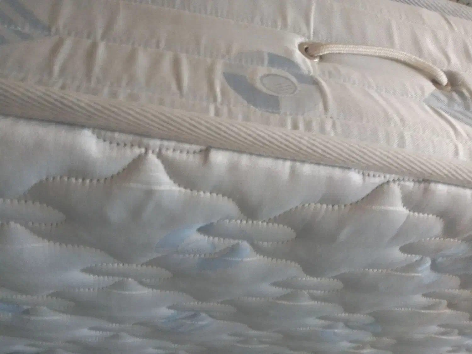 تشک|تشک تختخواب|همدان, |دیوار