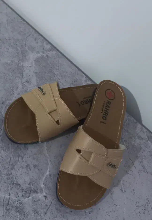 دمپایی روفرشی|کیف، کفش، کمربند|ساوه, |دیوار