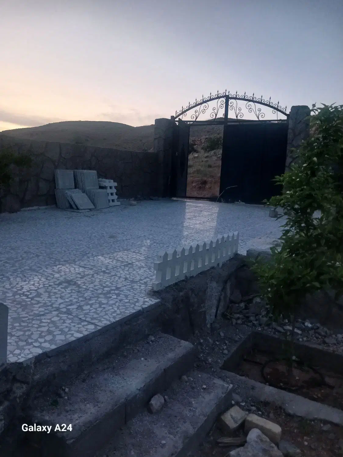 فروش باغچه زیبا و بکر|فروش زمین و ملک کلنگی|شیراز, حومه شیراز|دیوار