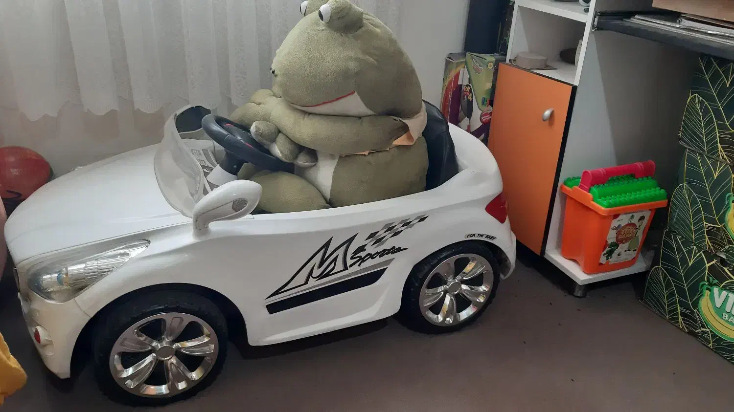 ماشین شارژی دو موتوره|اسباببازی بچه|فردیس, شهرک ناز|دیوار