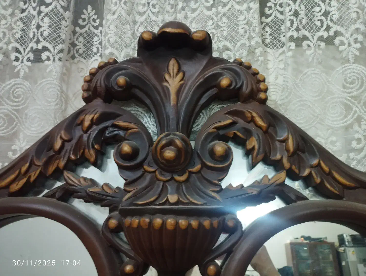 کنسول و آینه منبتی|بوفه، ویترین، کنسول|قم, قلعه کامکار|دیوار