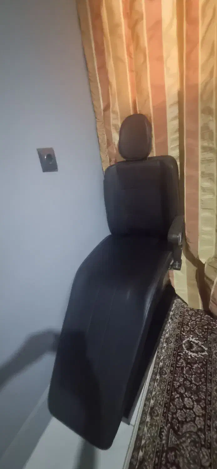 صندلی آرایشگاه|آرایشگاه و سالن‌های زیبایی|گرگان, |دیوار