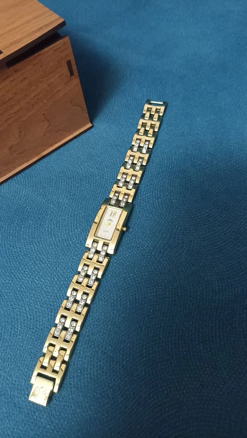 ساعت مچی|ساعت|گرگان, |دیوار