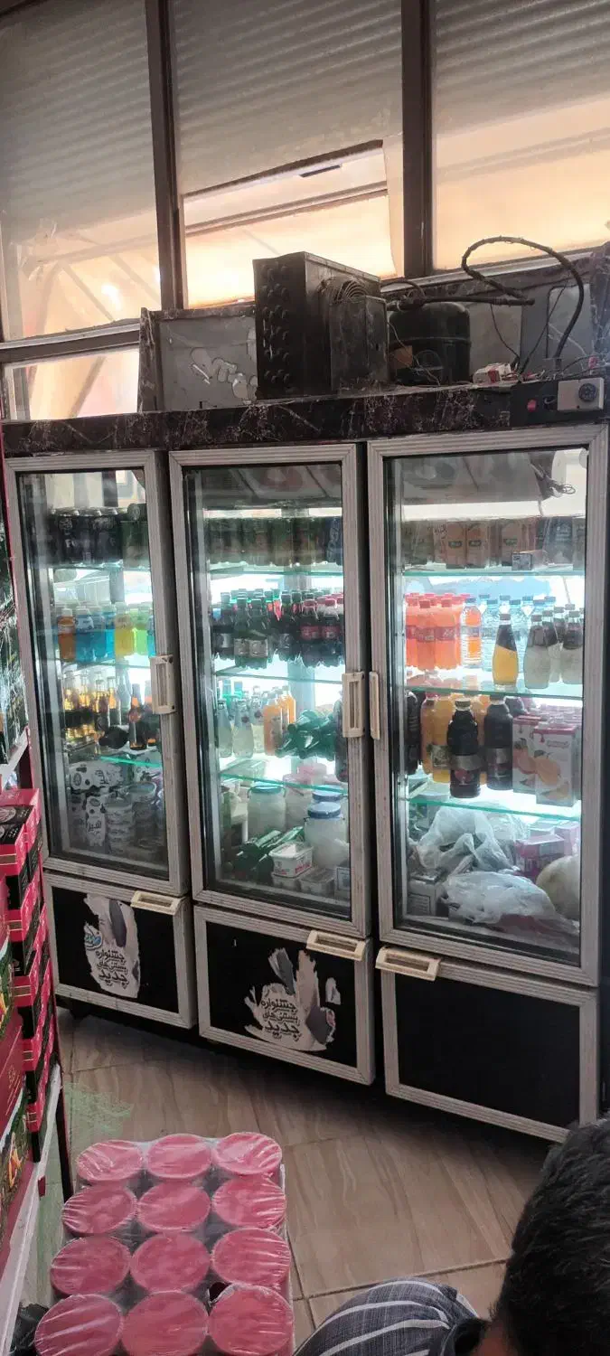 یخچال سه درب ویترینی|فروشگاه و مغازه|کشاورز, |دیوار