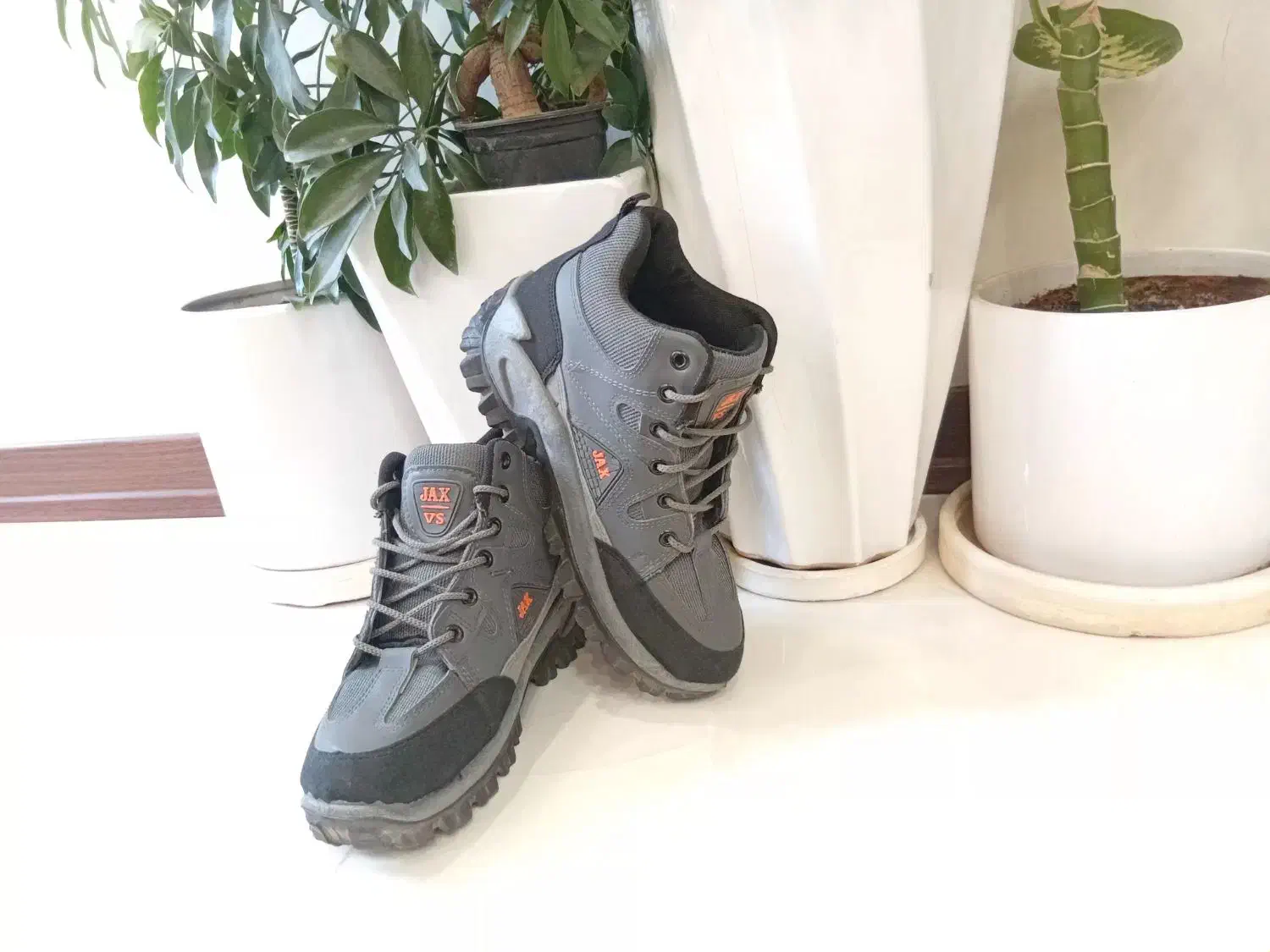 کوچک شده است|کیف، کفش، کمربند|همدان, |دیوار