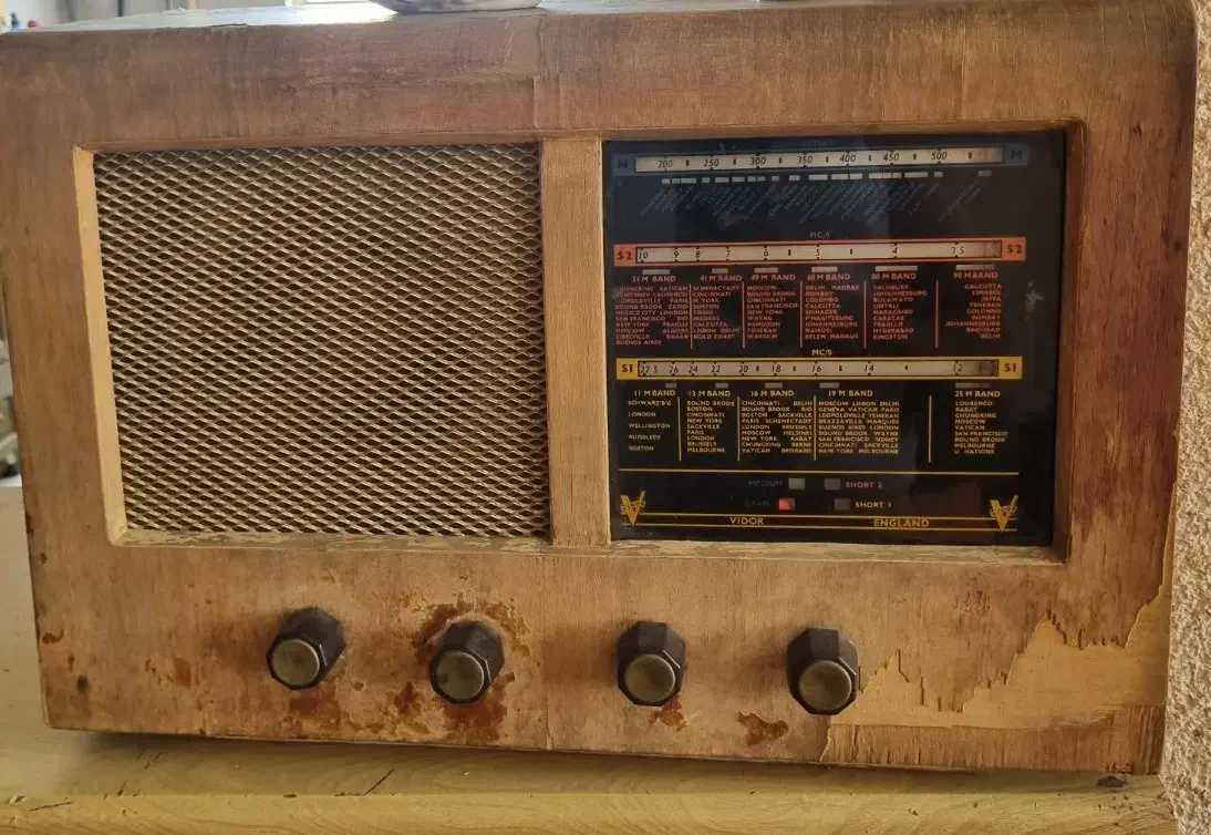 رادیوانتیک|کلکسیون اشیاء عتیقه|فردیس, شهرک شهید حسینی|دیوار