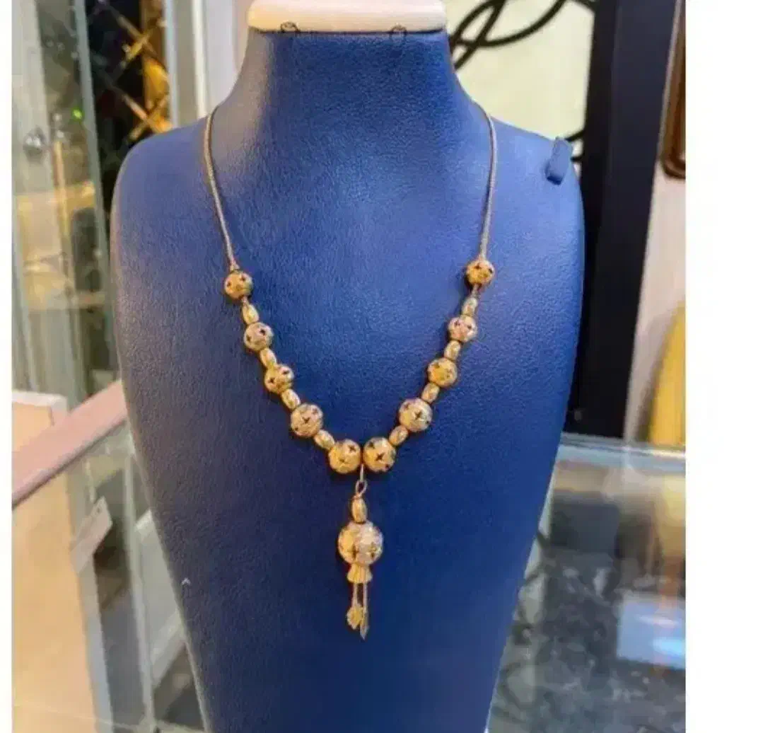 ایسونوم|جواهرات|یاسوج, |دیوار