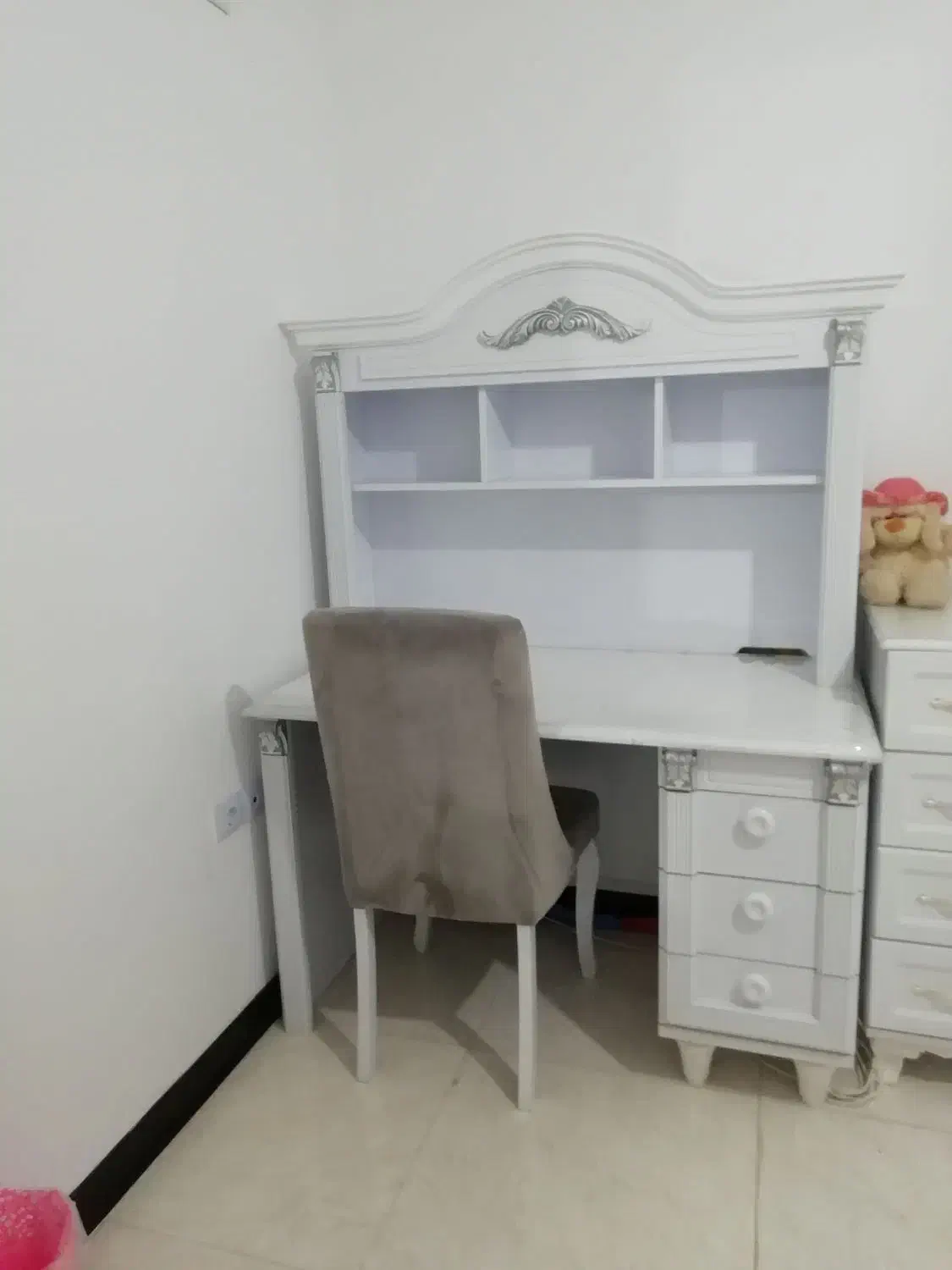 فروش میز تحریر،، تخفیف جزئی پای معامله|میز تحریر و کامپیوتر|شیراز, شهرک مهدیه|دیوار