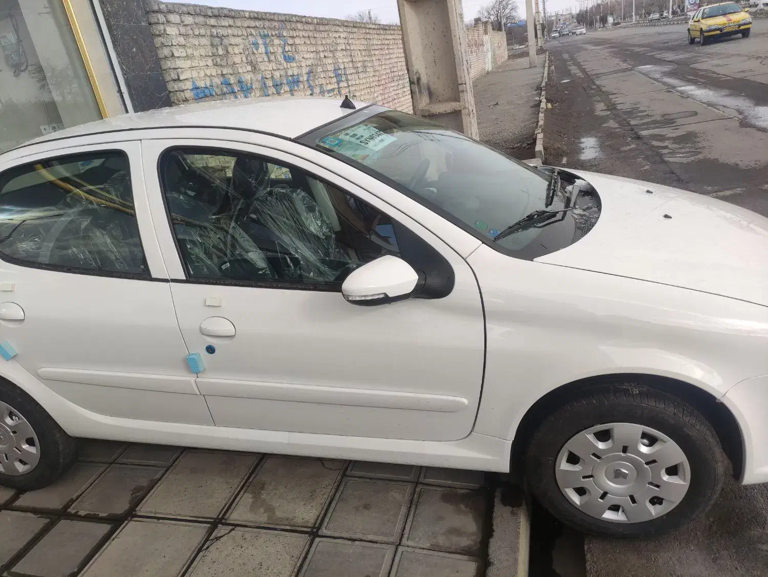 رانا پلاس1404|خودرو سواری و وانت|ابهر, |دیوار