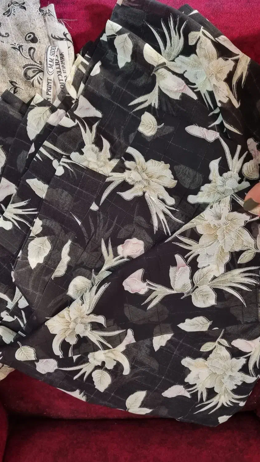 پارچه چادری|لباس|گرگان, |دیوار