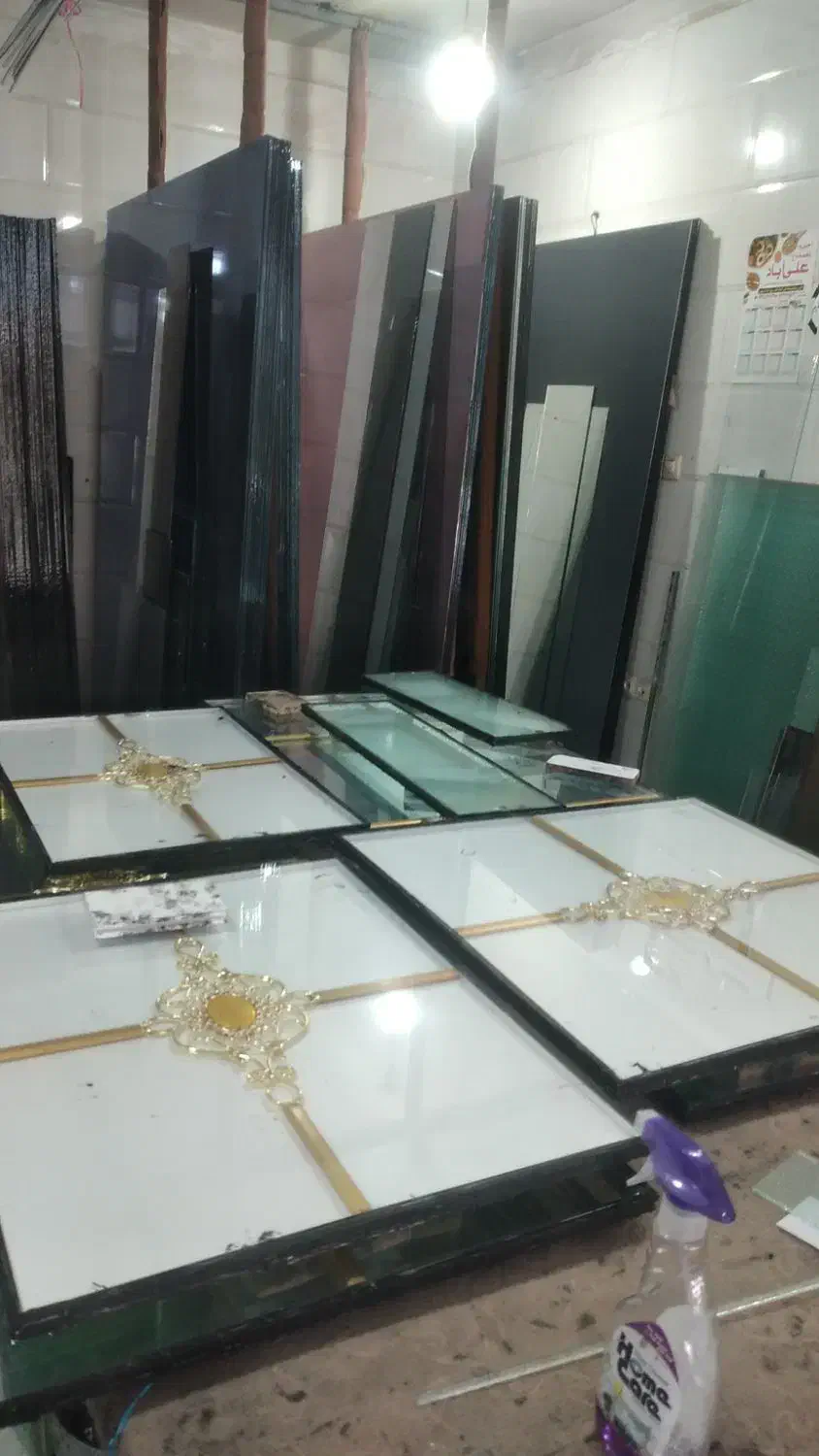 شیشه بری الماس انواع شیشه دوجداره دکوراتیو اینه|خدمات پیشه و مهارت|میناب, |دیوار
