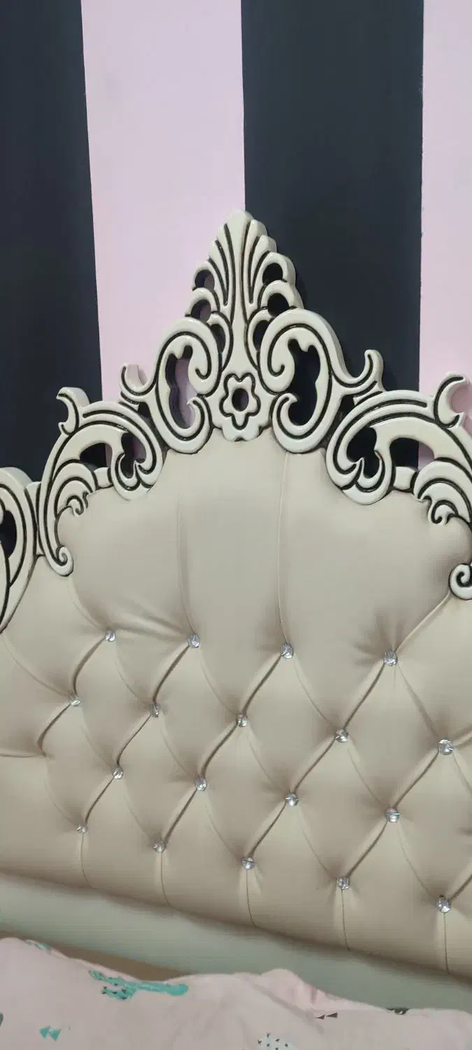 تخت|تخت و سرویس خواب|سبزوار, امام خمینی (ناوی)|دیوار