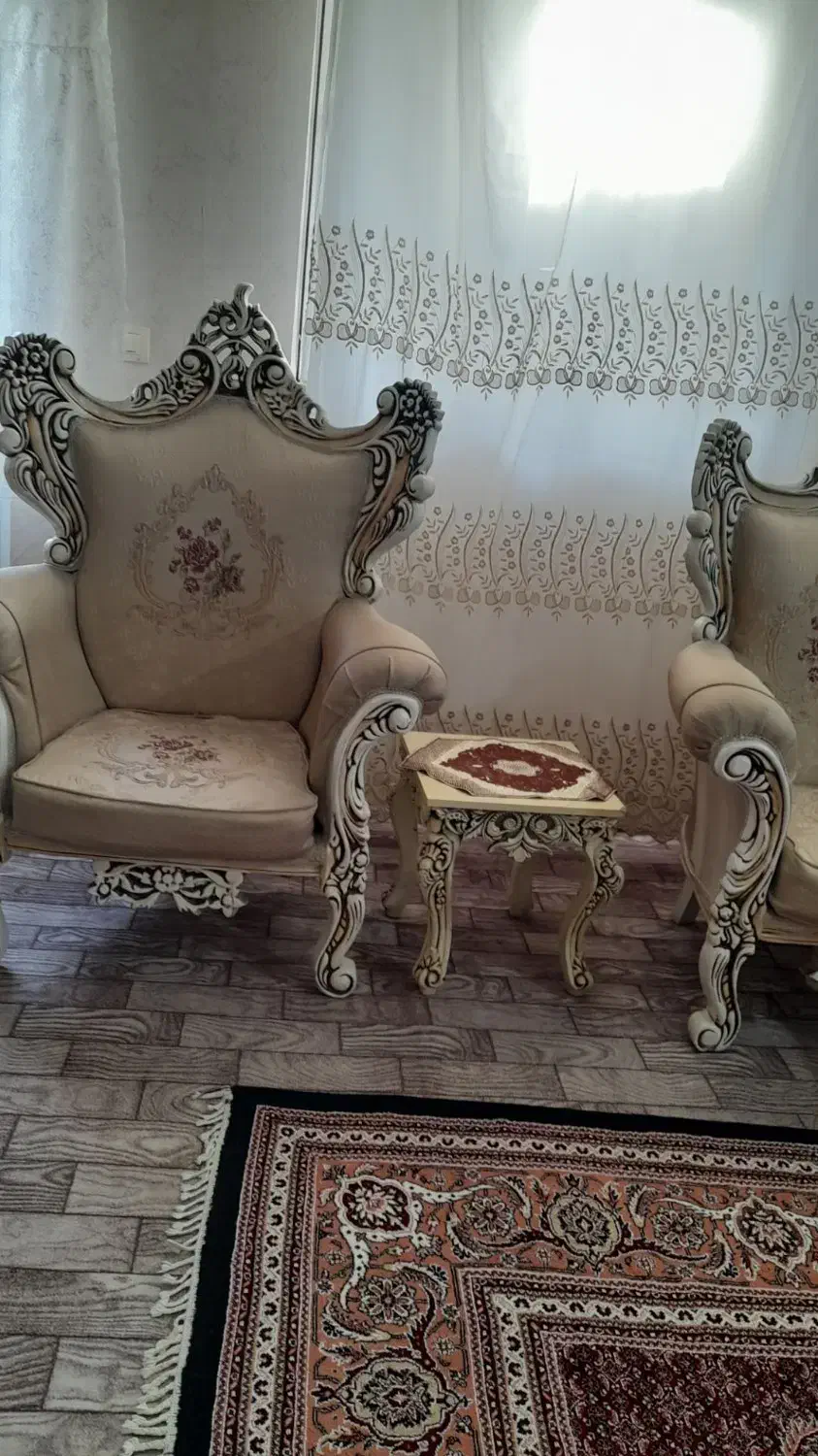 فروش مبل۹ نفر ه ۱۲ میلیون|مبلمان خانگی و میز عسلی|اردبیل, |دیوار