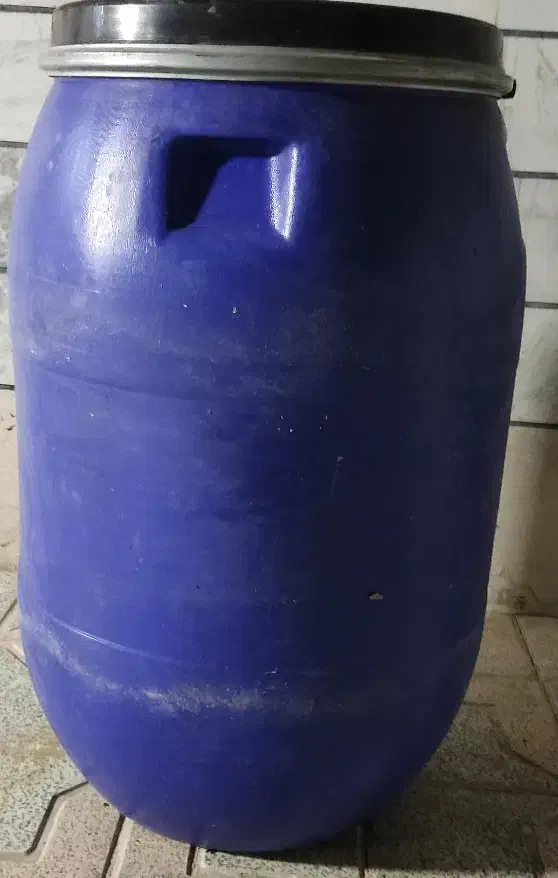 بشکه،گالن 130لیتری|ظروف نگهدارنده، پلاستیکی، یک‌بارمصرف|قزوین, |دیوار