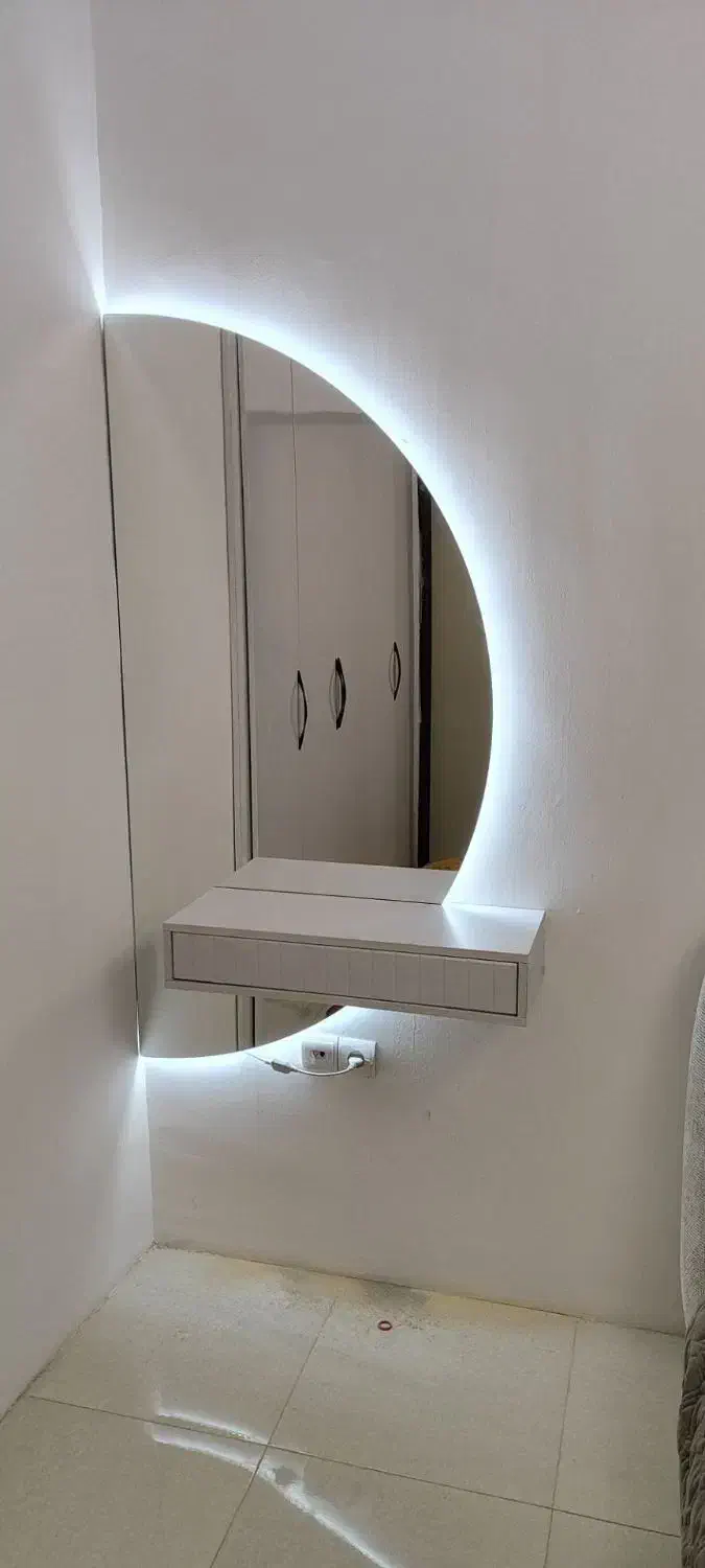 باکس و آینه نیم دایره اقساطی|آینه|کرمانشاه, |دیوار